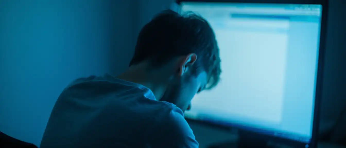 Повседневные действия могут стать причиной хронических головных болей по мнению Дмитрия Симкина
